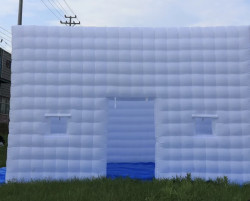 20 X 20 Clubhouse(White)